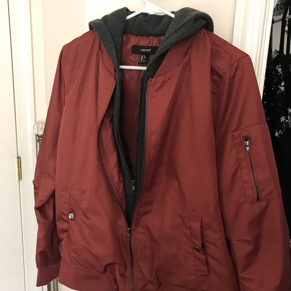 FOREVER 21 MAROON/ GRAY LAYERED JACKET